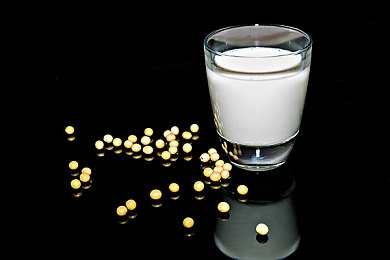 羽毛在尿孔打转｜奇观解码：小鸟羽毛旋转尿孔，揭秘动物行为奥秘-3