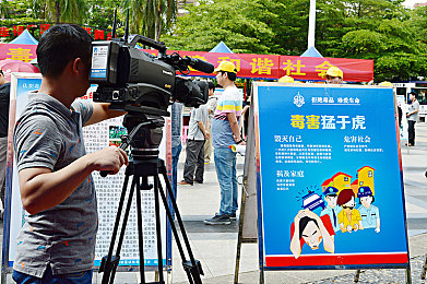 陈冠希阿娇13分49秒｜昔日恋人隐私风暴，陈冠希阿娇面临舆论考验-4