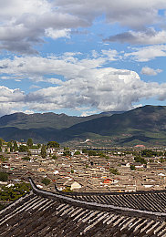 国产av小电影｜国产低成本小影片引发社会反思与争议