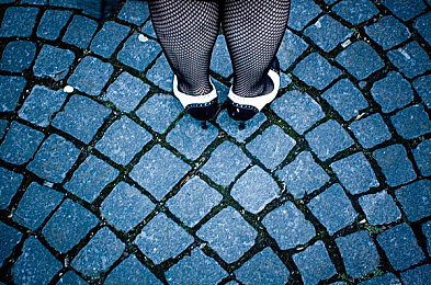 揉着我的奶从后面进去视频|清朗网络守护者:共筑文明防线-5