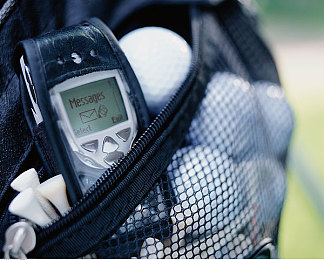 99黄色视频｜网络风暴：“99黄色视频”事件拷问道德与法律边界-5