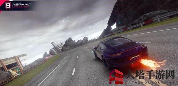 狂野飙车9秘籍：新手路线规划与操控技巧大揭秘